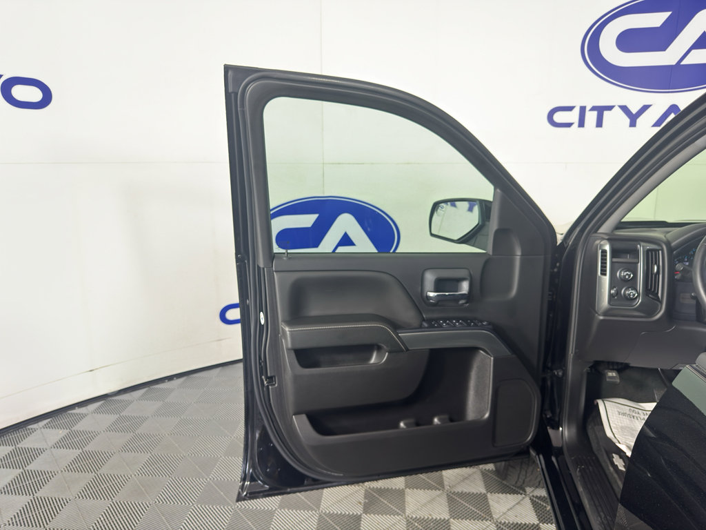 Used 2018 Chevrolet Silverado 1500 LT w/ All Star Edition AWD/4WD image 14