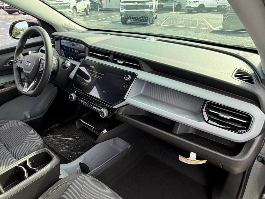 New 2027 Chevrolet Bolt LT w/ Comfort Package FWD image 8