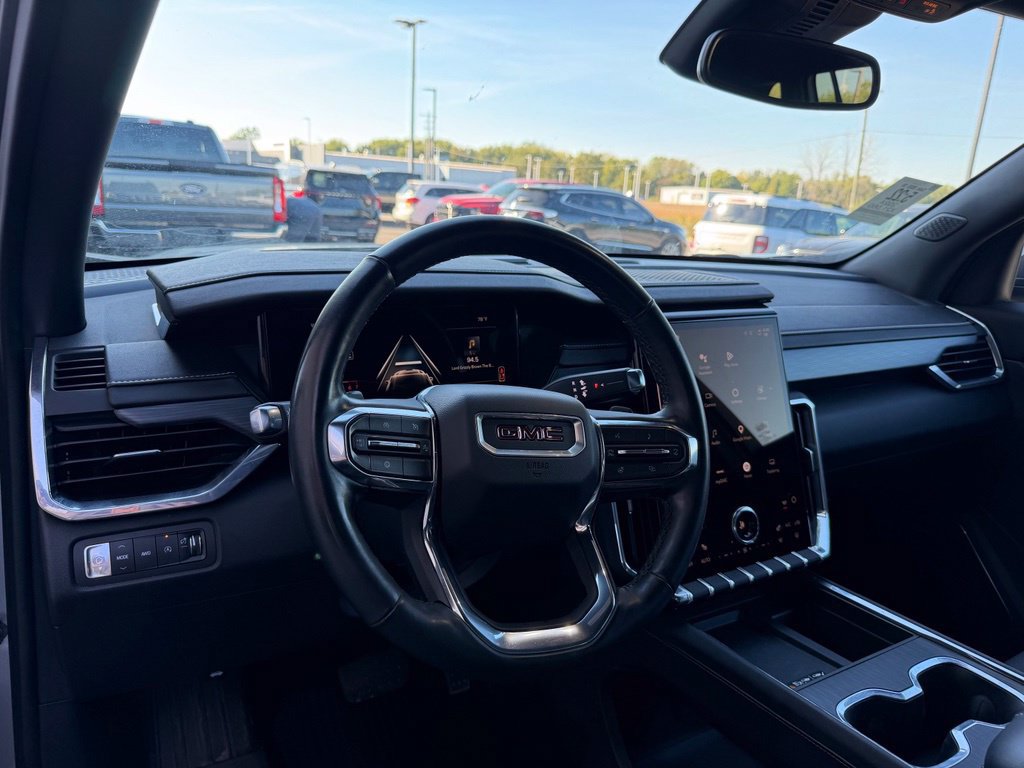 Used 2024 GMC Acadia Elevation w/ Trailering Package AWD/4WD image 13