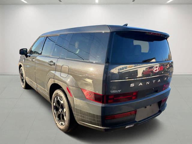Used 2025 Hyundai Santa Fe SE AWD/4WD image 6