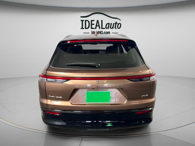 Used 2025 Toyota Crown Signia image 6