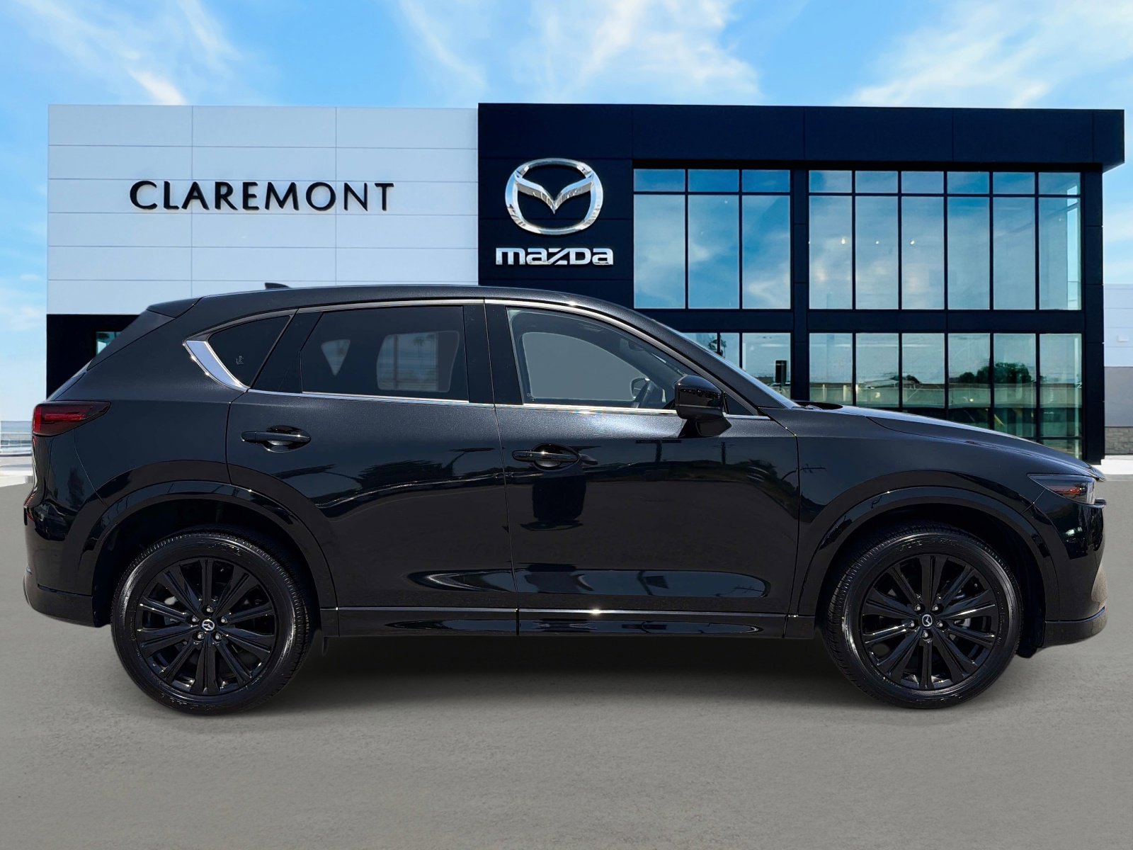 Certified 2025 MAZDA CX-5 2.5 Turbo w/ Premium Package AWD/4WD image 4