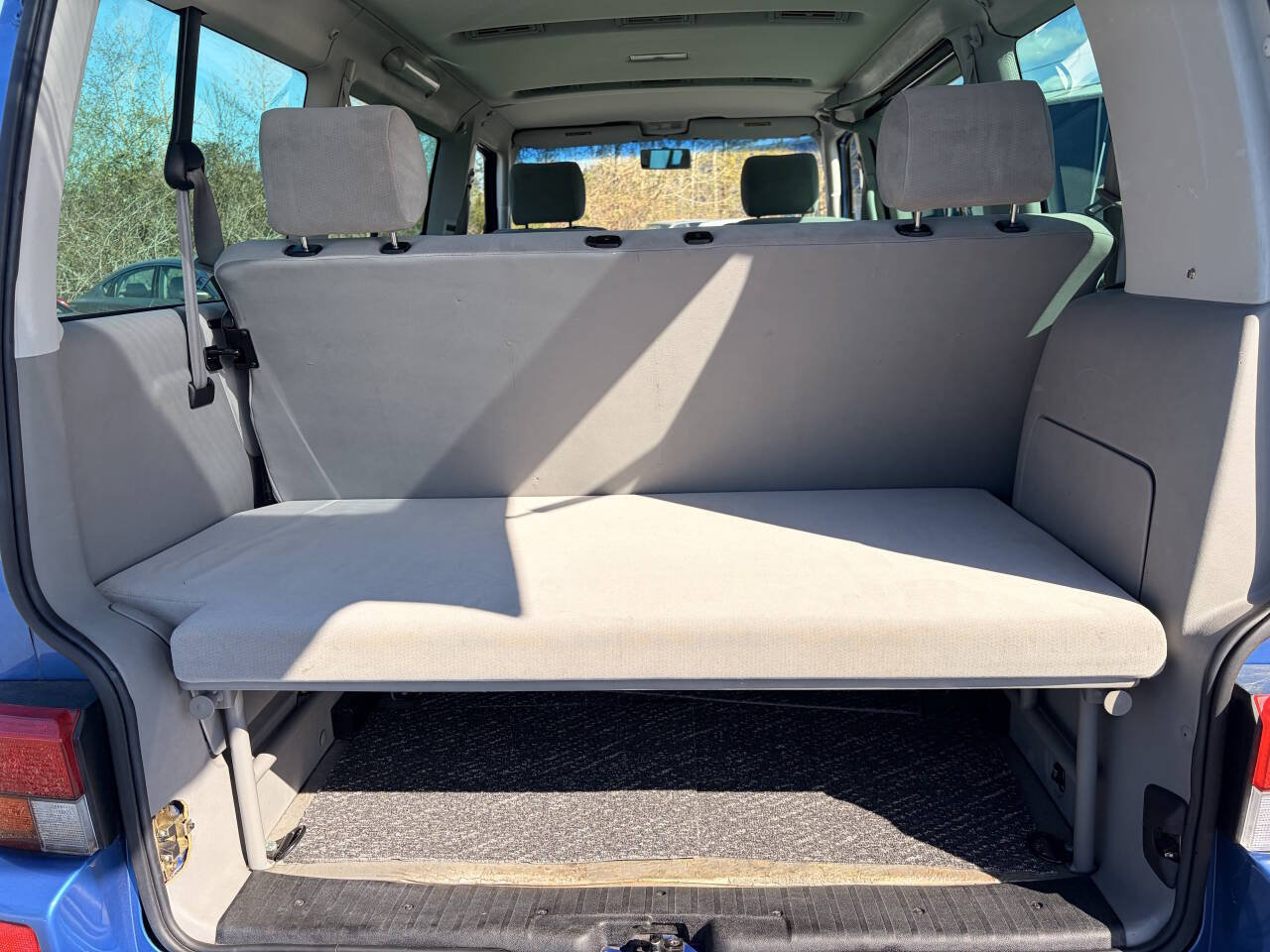 Used 2001 Volkswagen Eurovan FWD image 18