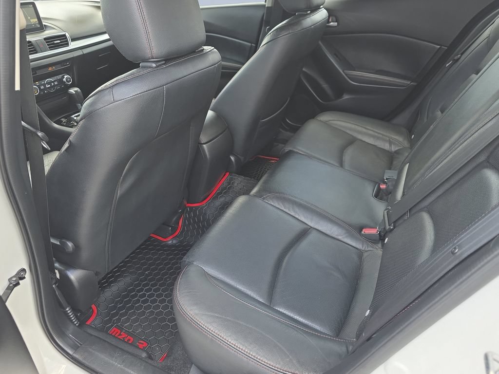 Used 2015 MAZDA MAZDA3 s Grand Touring w/ Technology Package FWD image 30