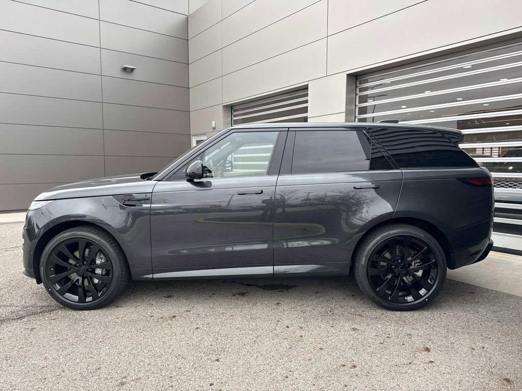 New 2026 Land Rover Range Rover Sport Dynamic SE image 4