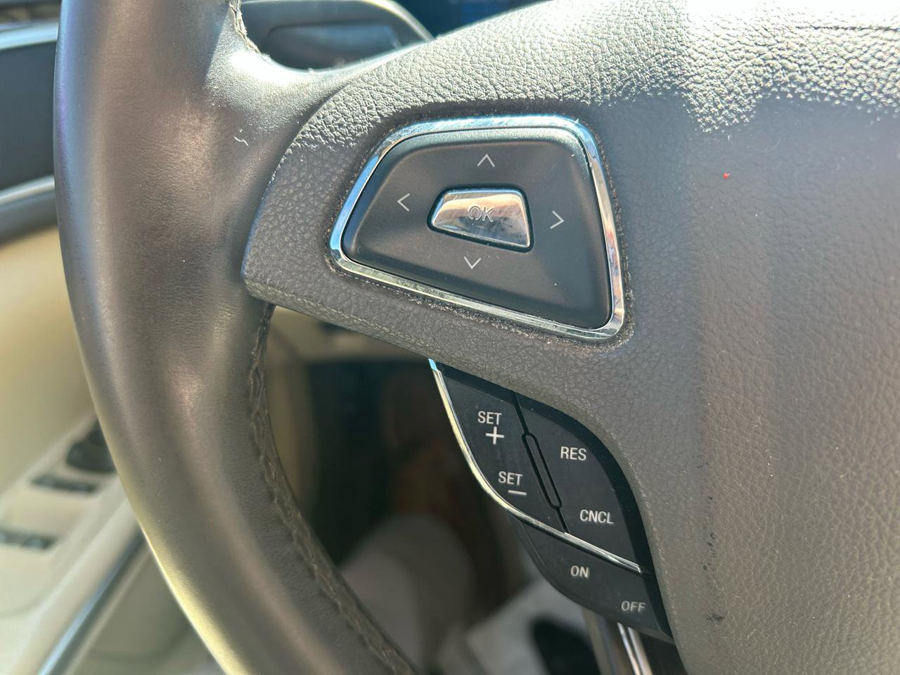 Used 2015 Lincoln MKZ Hybrid w/ Equipment Group 201A Select image 19