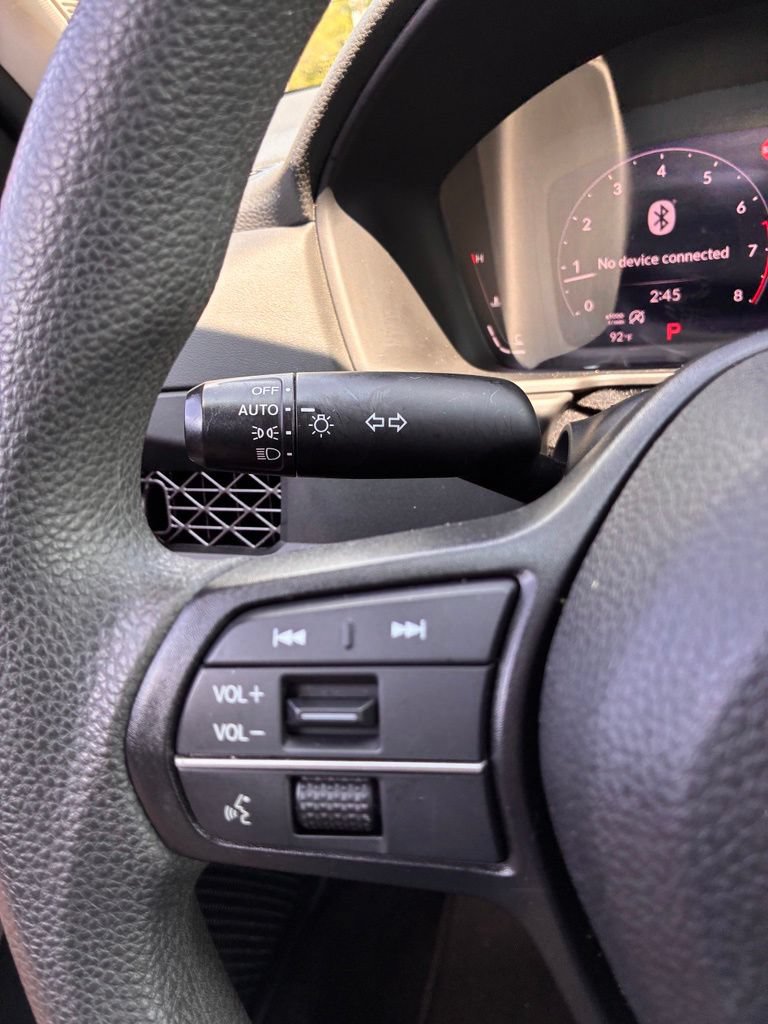 Used 2023 Honda Accord EX image 30
