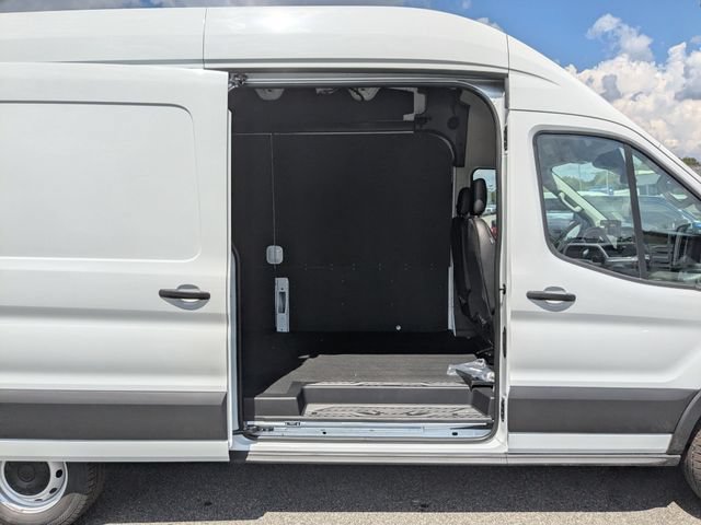 New 2026 Ford Transit 250 148 High Roof RWD image 24