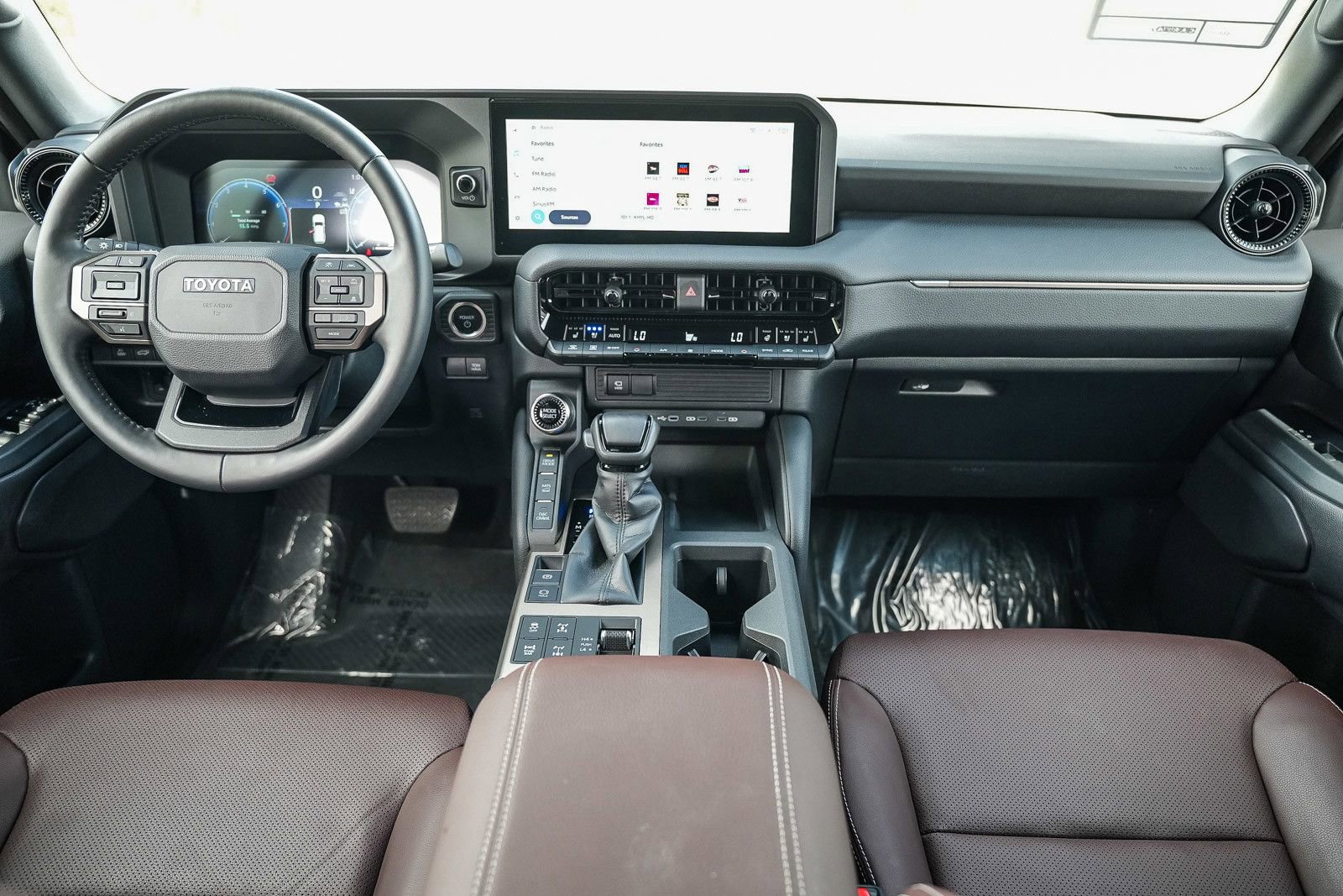 Used 2024 Toyota Land Cruiser image 12