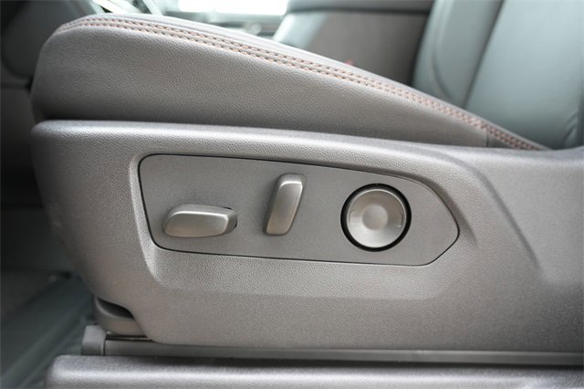 New 2026 GMC Sierra 2500 AT4 w/ AT4 Premium Plus Package image 18