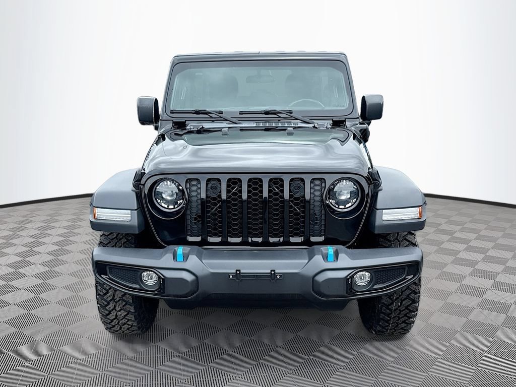 Used 2023 Jeep Wrangler Unlimited w/ Cold Weather Group AWD/4WD image 2