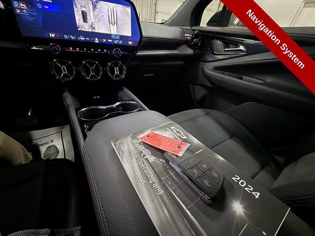 Used 2024 Chevrolet Blazer EV RS AWD/4WD image 30