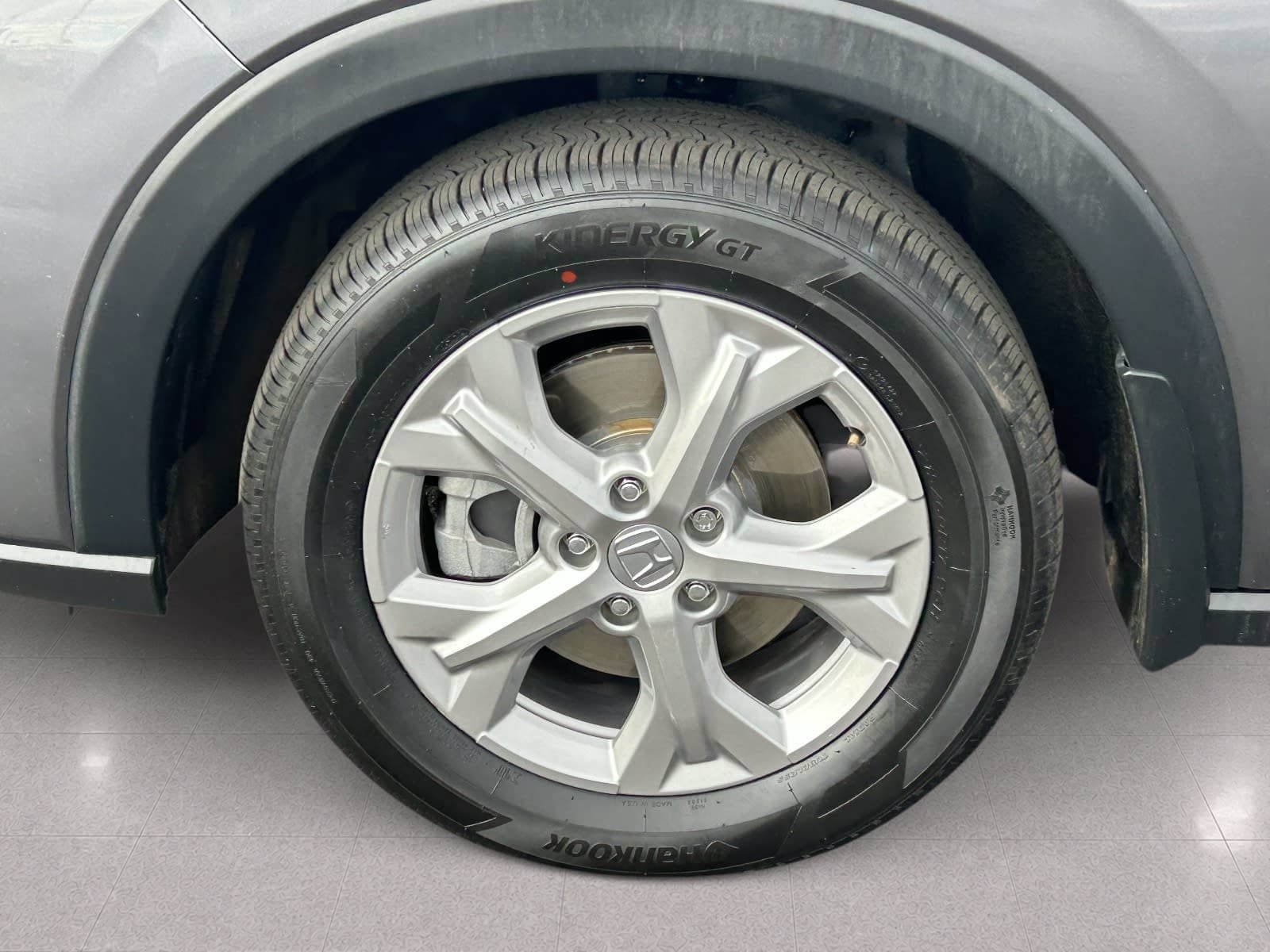 Certified 2025 Honda HR-V LX image 11