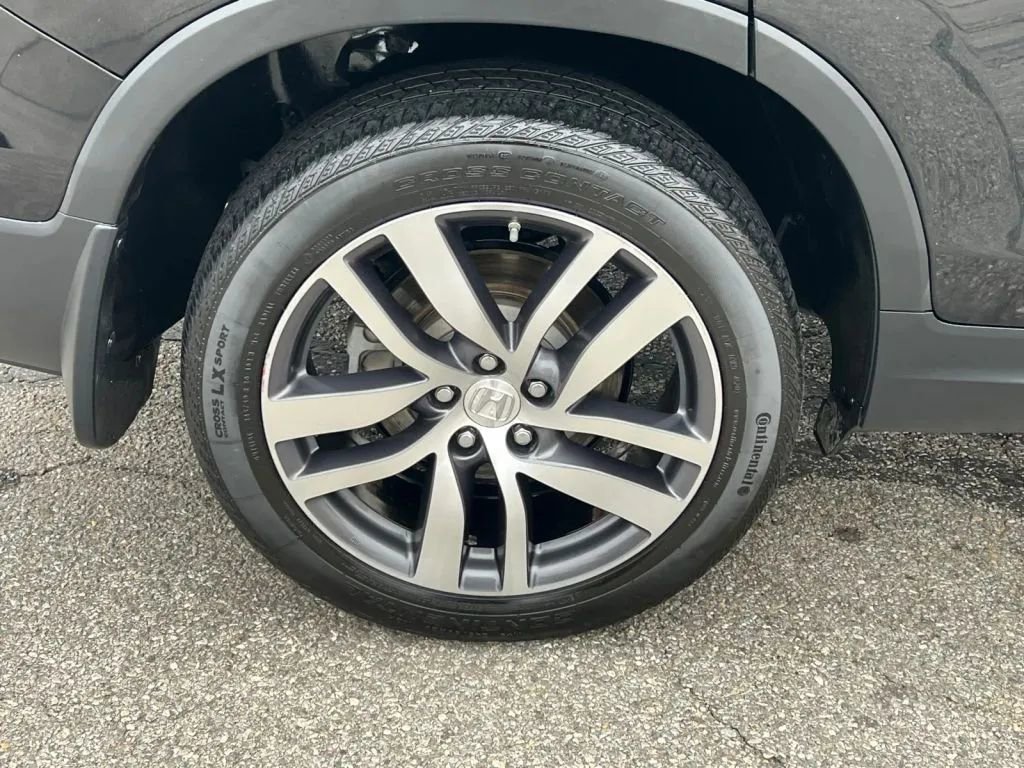 Used 2017 Honda Pilot Elite image 37