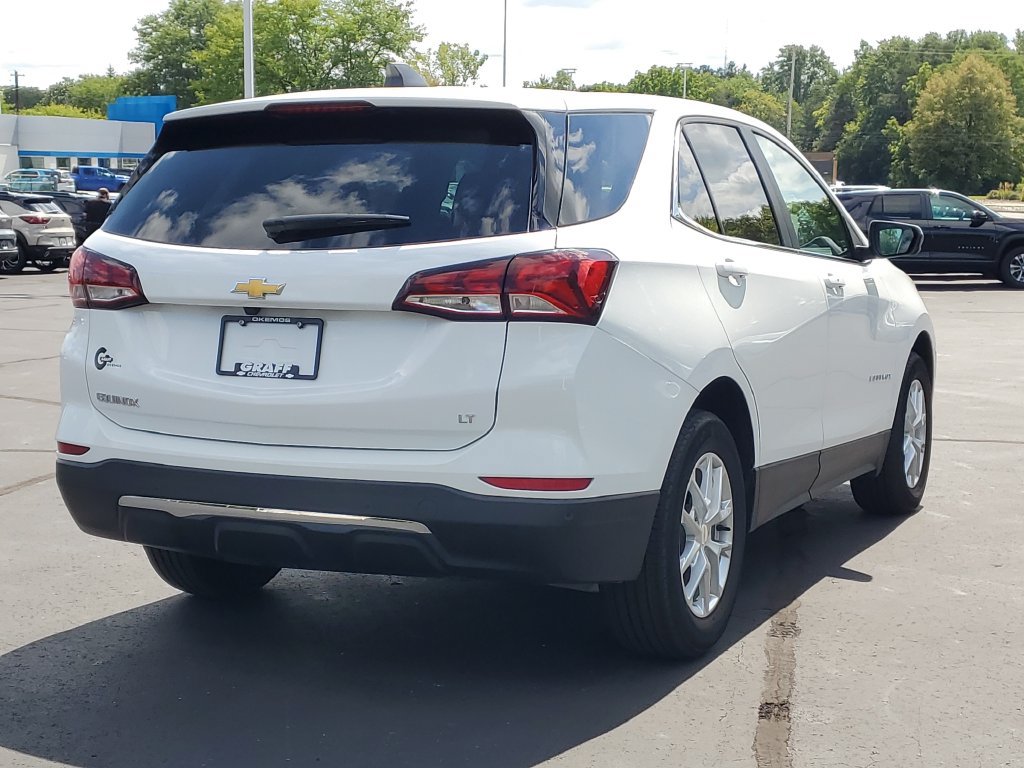 Used 2024 Chevrolet Equinox LT FWD image 3