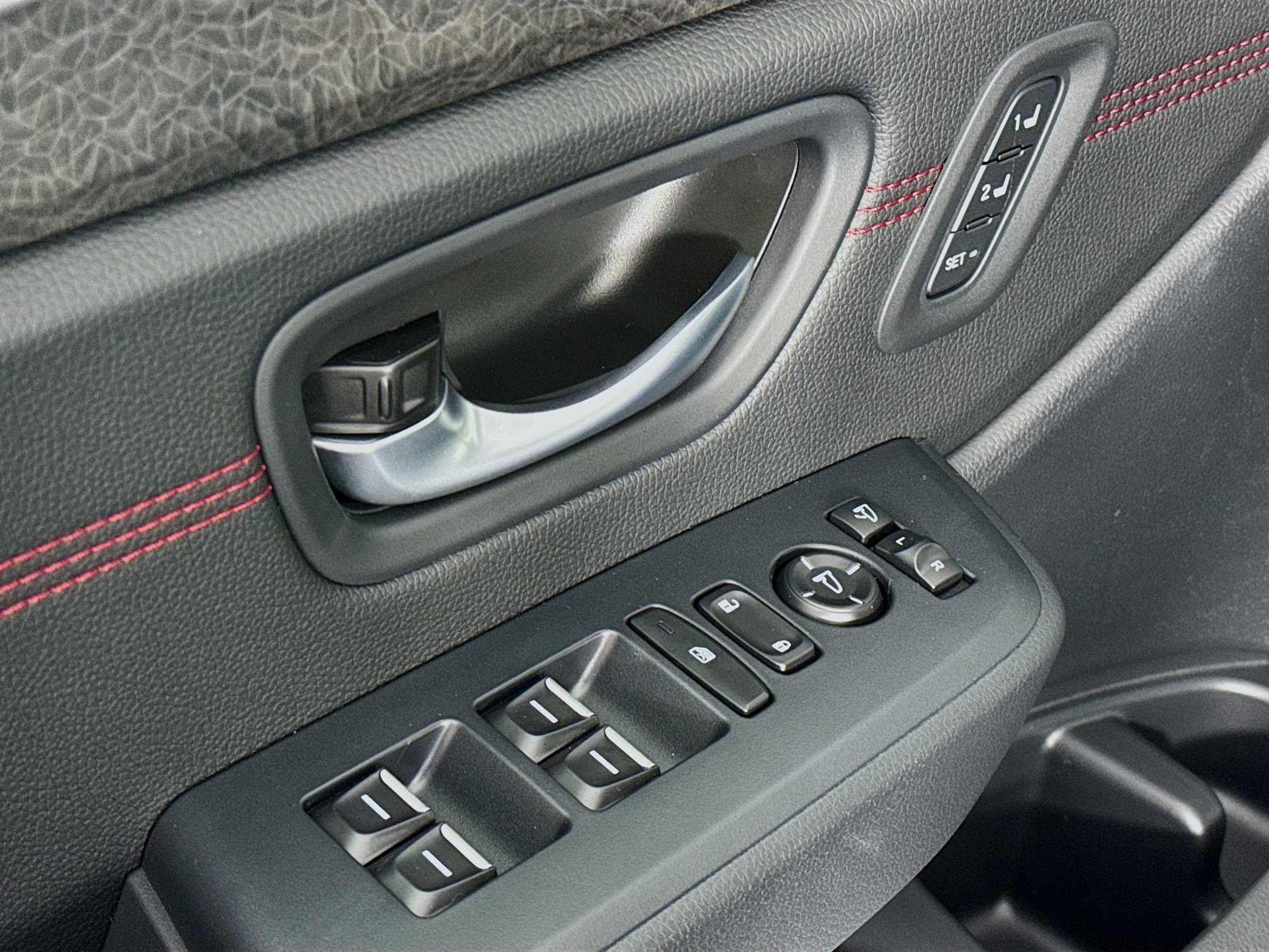 New 2026 Honda Pilot Black Edition image 18