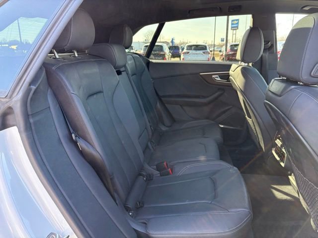 Used 2020 Audi Q8 Prestige image 12