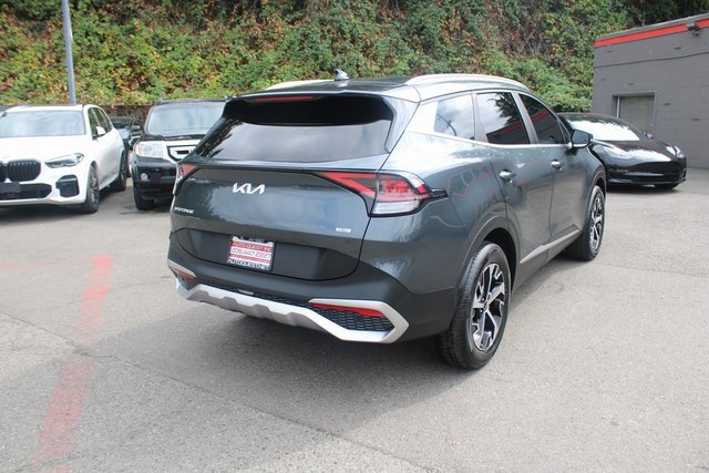 Used 2023 Kia Sportage EX image 3