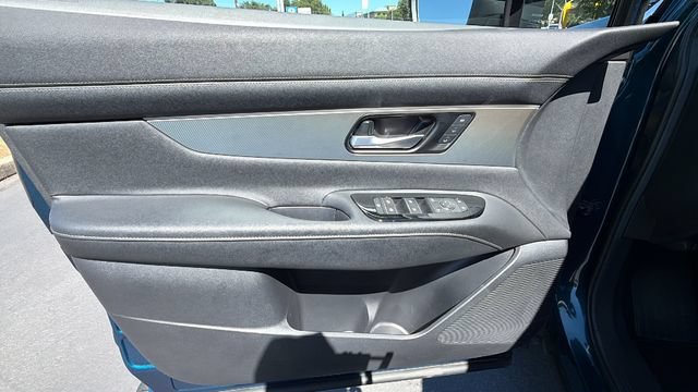 Used 2025 Nissan Murano SL w/ Cargo Package AWD/4WD image 19