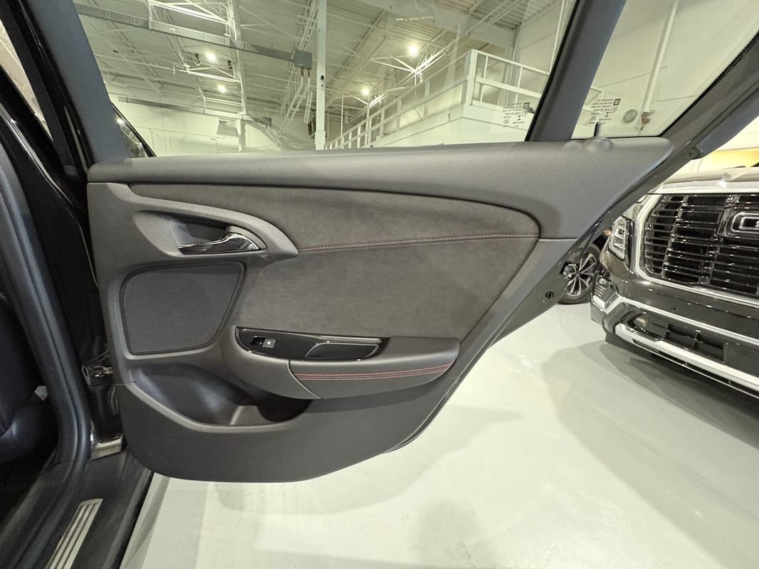 Used 2017 Chevrolet SS RWD image 47