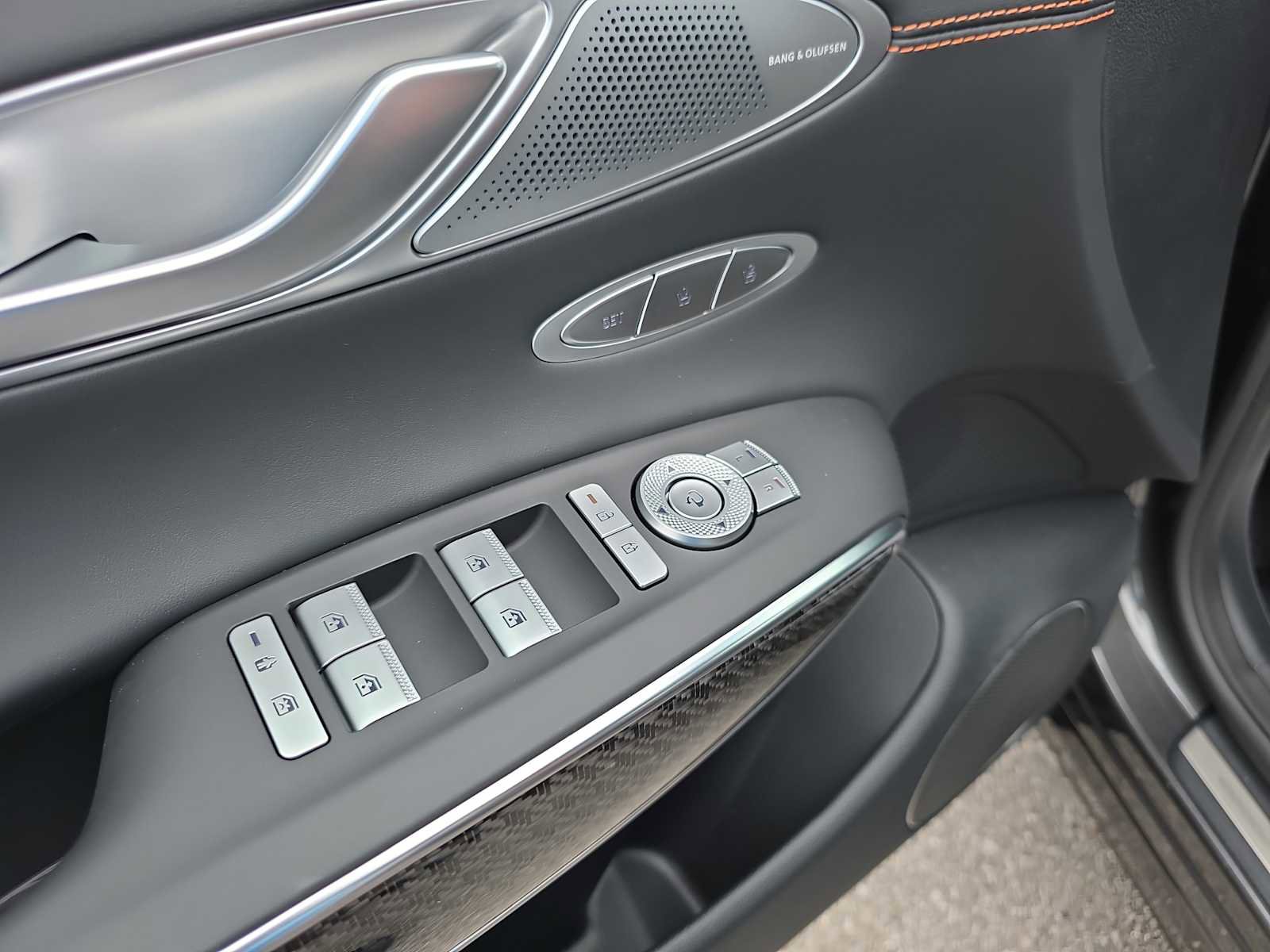 New 2026 Genesis GV70 3.5T Sport Prestige AWD/4WD image 30