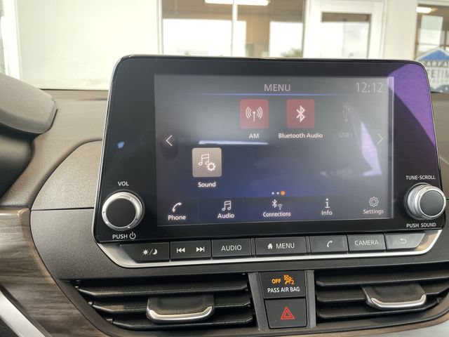 Used 2025 Nissan Altima 2.5 SV FWD image 24
