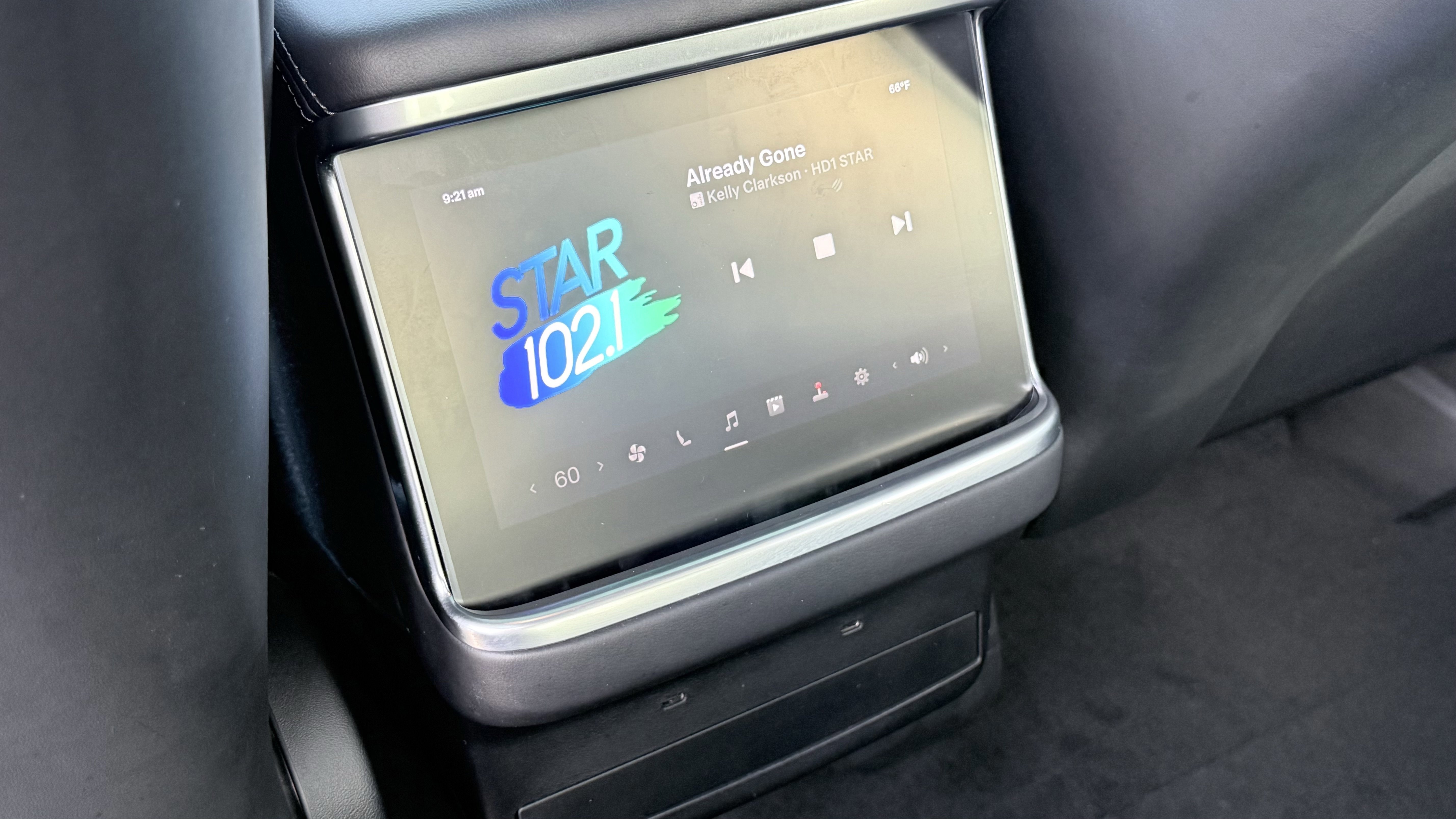 Used 2022 Tesla Model X Plaid image 54