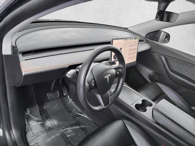 Used 2021 Tesla Model Y Long Range image 12