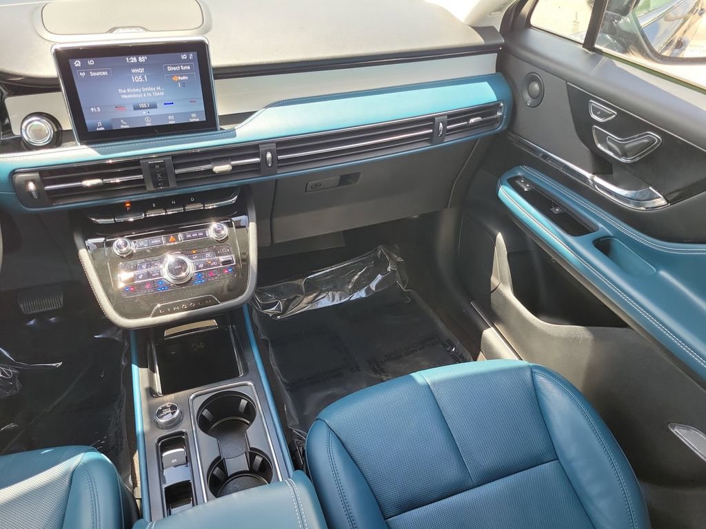 Certified 2020 Lincoln Corsair Reserve w/ Equipment Group 201A image 18