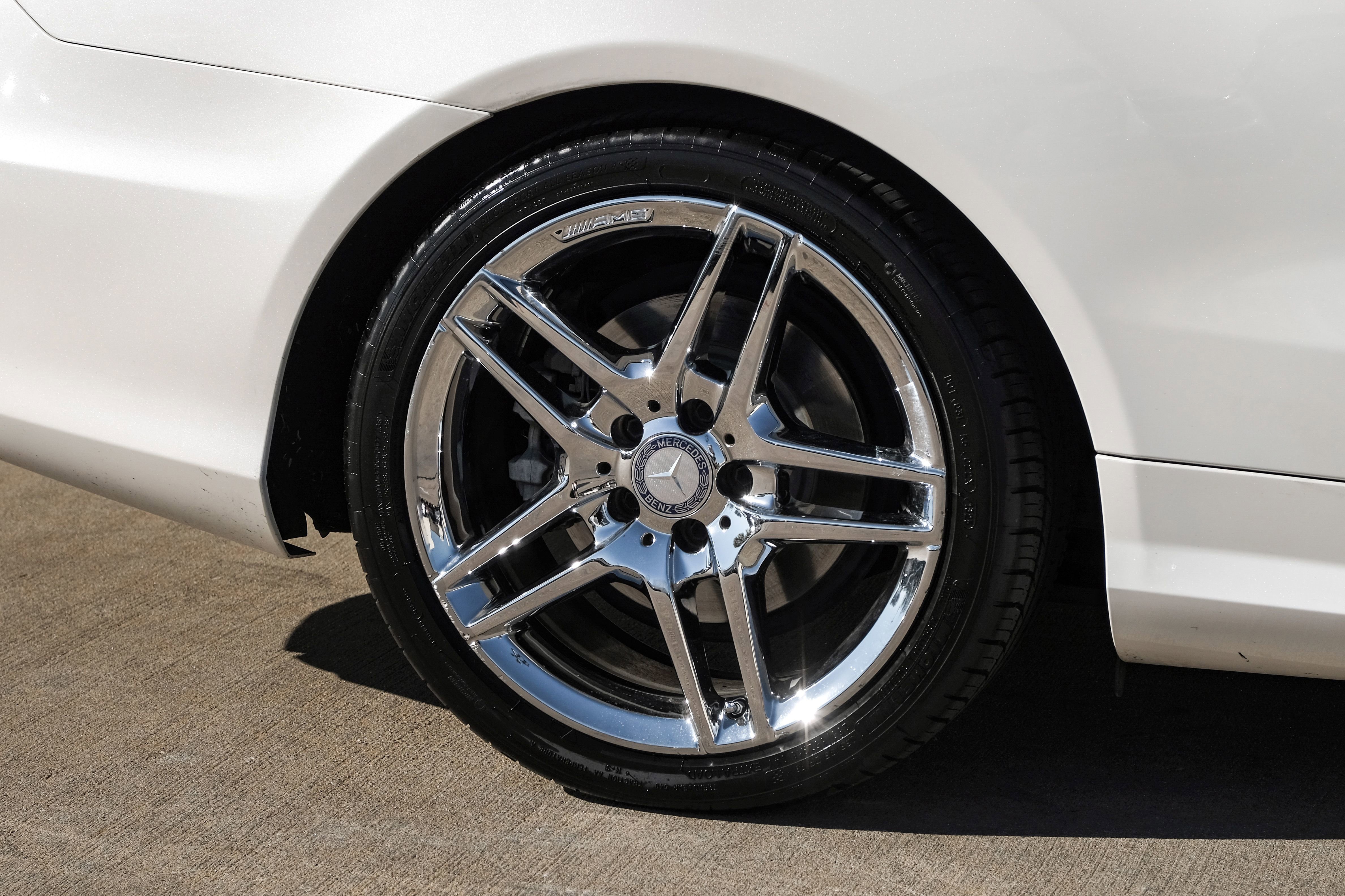 Used 2014 Mercedes-Benz E 550 Cabriolet w/ Premium 1 Package image 40