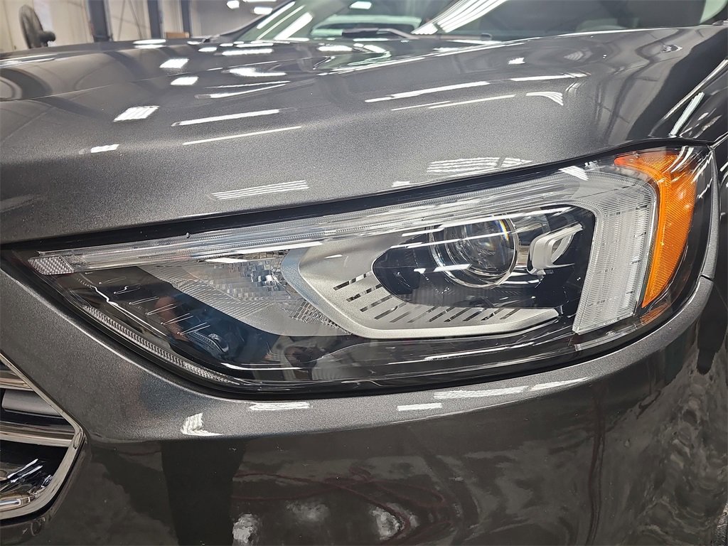 Used 2020 Ford Edge SEL w/ Convenience Package image 30