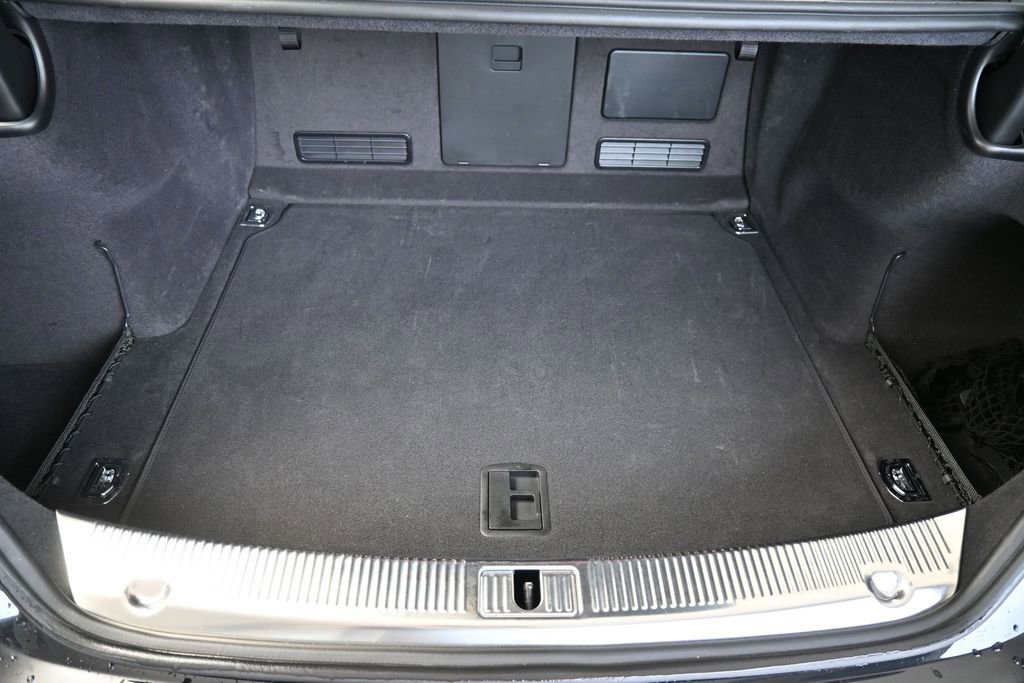 Used 2014 Audi S8 AWD/4WD image 19