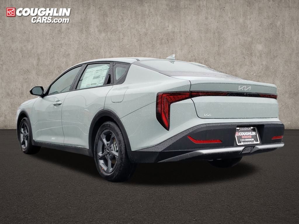 New 2025 Kia K4 LXS image 5