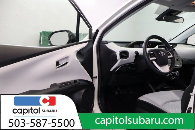 Used 2017 Toyota Prius Two w/ Carpet Mat Package image 9