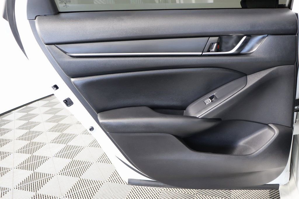 Used 2022 Honda Accord Sport image 13