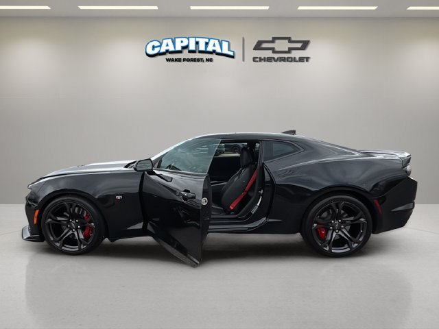 Used 2021 Chevrolet Camaro SS RWD image 12