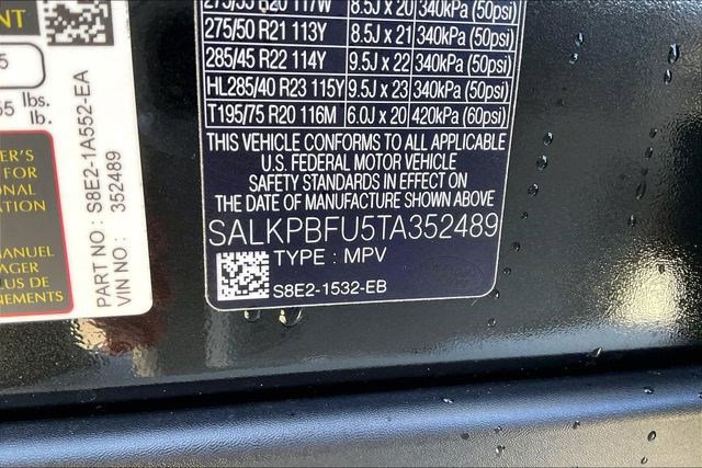 New 2026 Land Rover Range Rover Long Wheelbase SE image 8