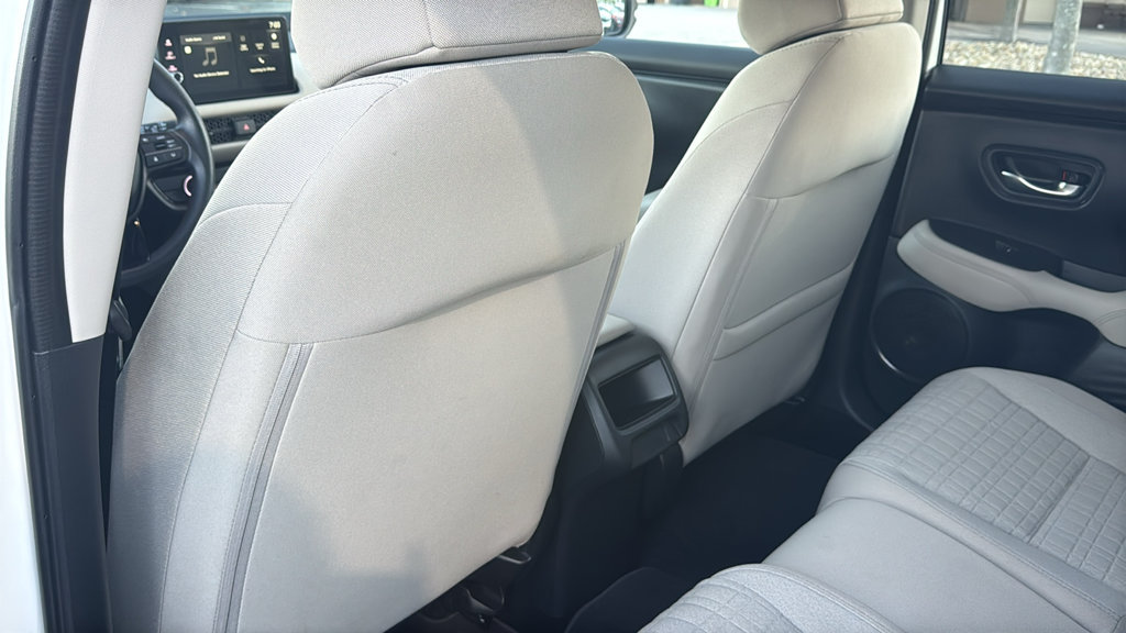 Certified 2026 Honda HR-V LX image 32