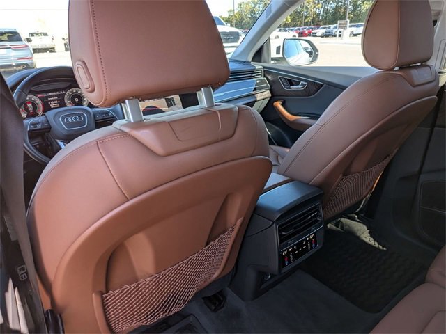 Used 2022 Audi Q8 Premium Plus w/ Premium Plus Package image 28