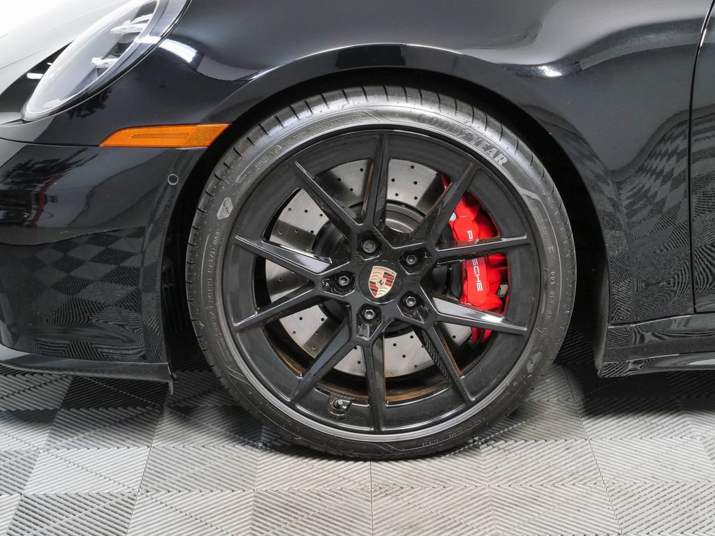 Used 2025 Porsche 911 Carrera S RWD image 26