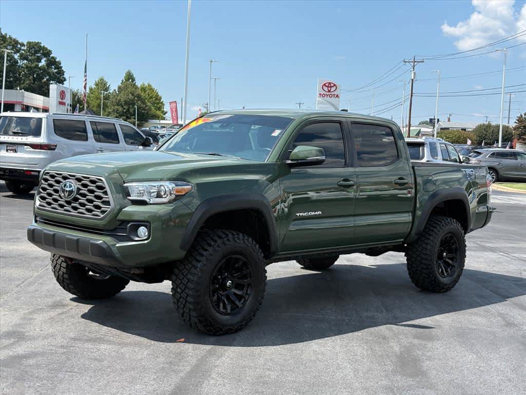 Used 2021 Toyota Tacoma TRD Off-Road w/ Technology Package AWD/4WD image 26