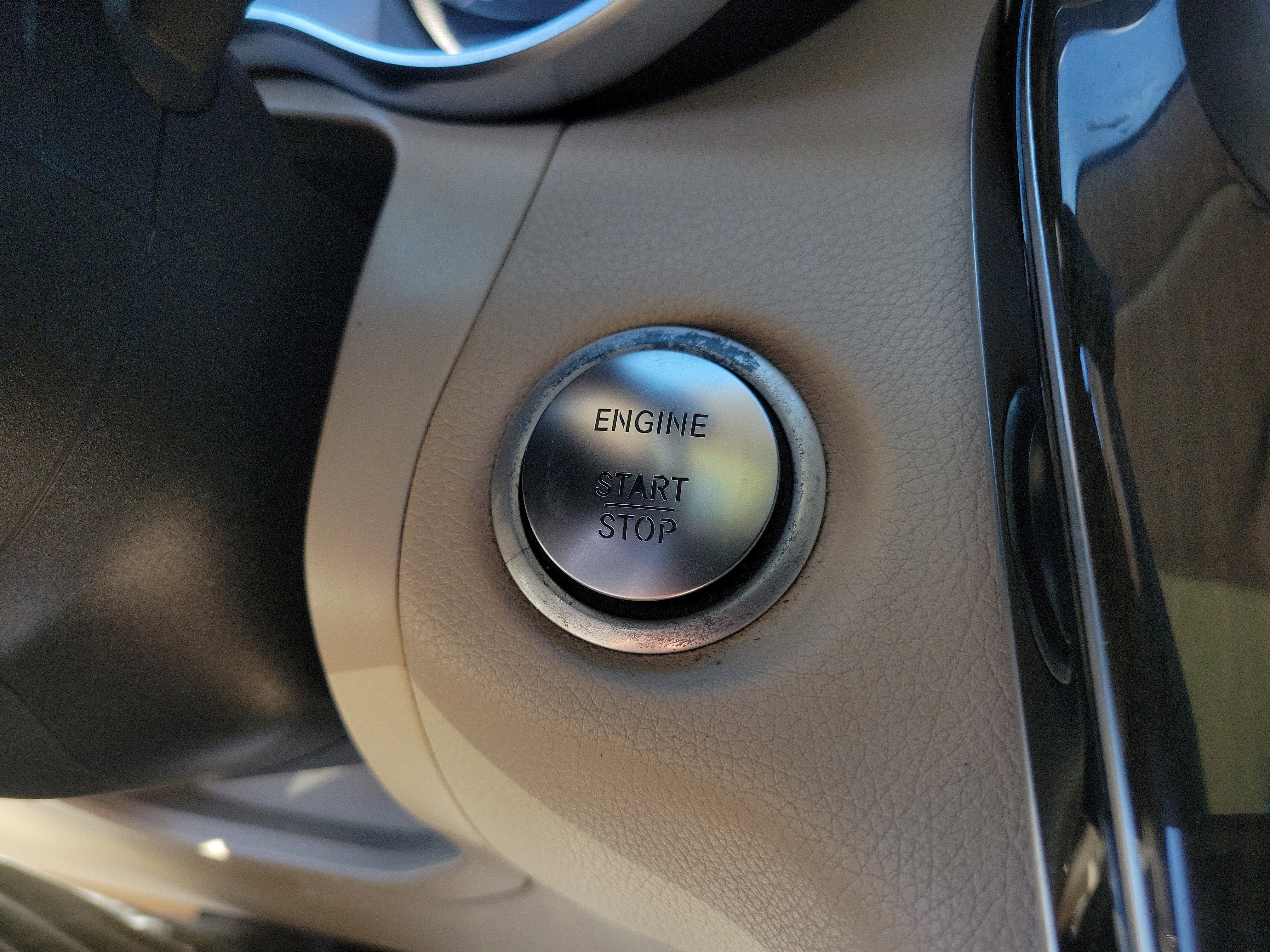 Used 2019 Mercedes-Benz GLC 300 image 17