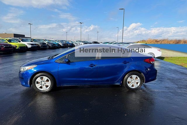Used 2018 Kia Forte LX image 6