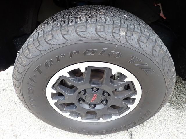 Certified 2024 Toyota Tacoma TRD Off-Road w/ TRD Off Road Upgrade Package AWD/4WD image 9