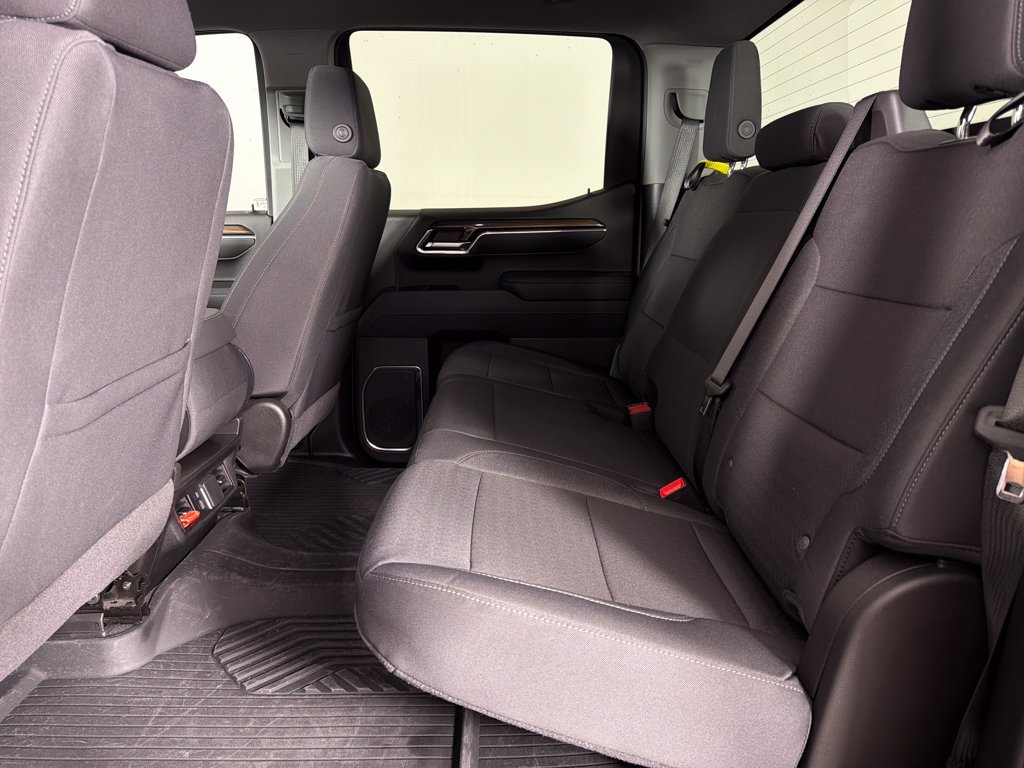 Used 2025 Chevrolet Silverado 1500 LT Trail Boss w/ LPO, Dark Essentials Package AWD/4WD image 19