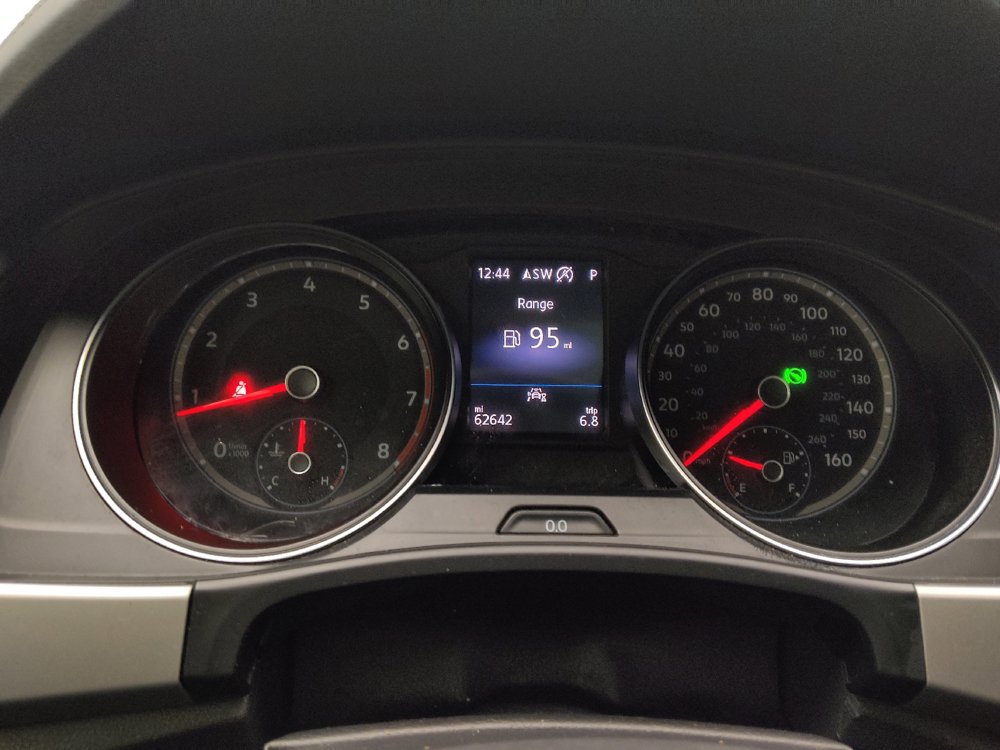 Used 2021 Volkswagen Atlas Cross Sport SE FWD image 23