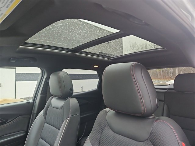 Used 2021 Chevrolet TrailBlazer RS w/ Sun and Liftgate Package image 19