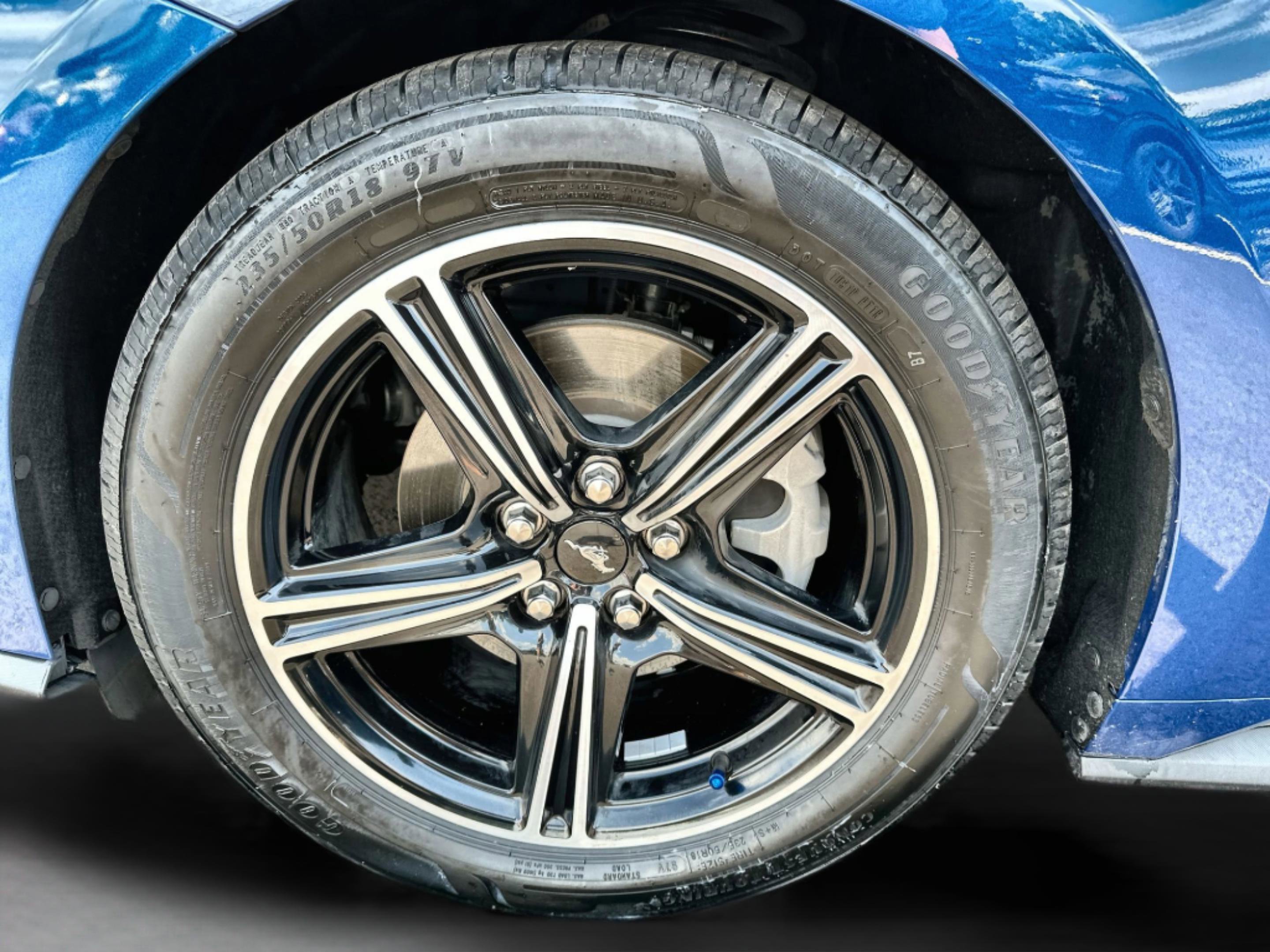 Used 2024 Ford Mustang Coupe RWD image 27