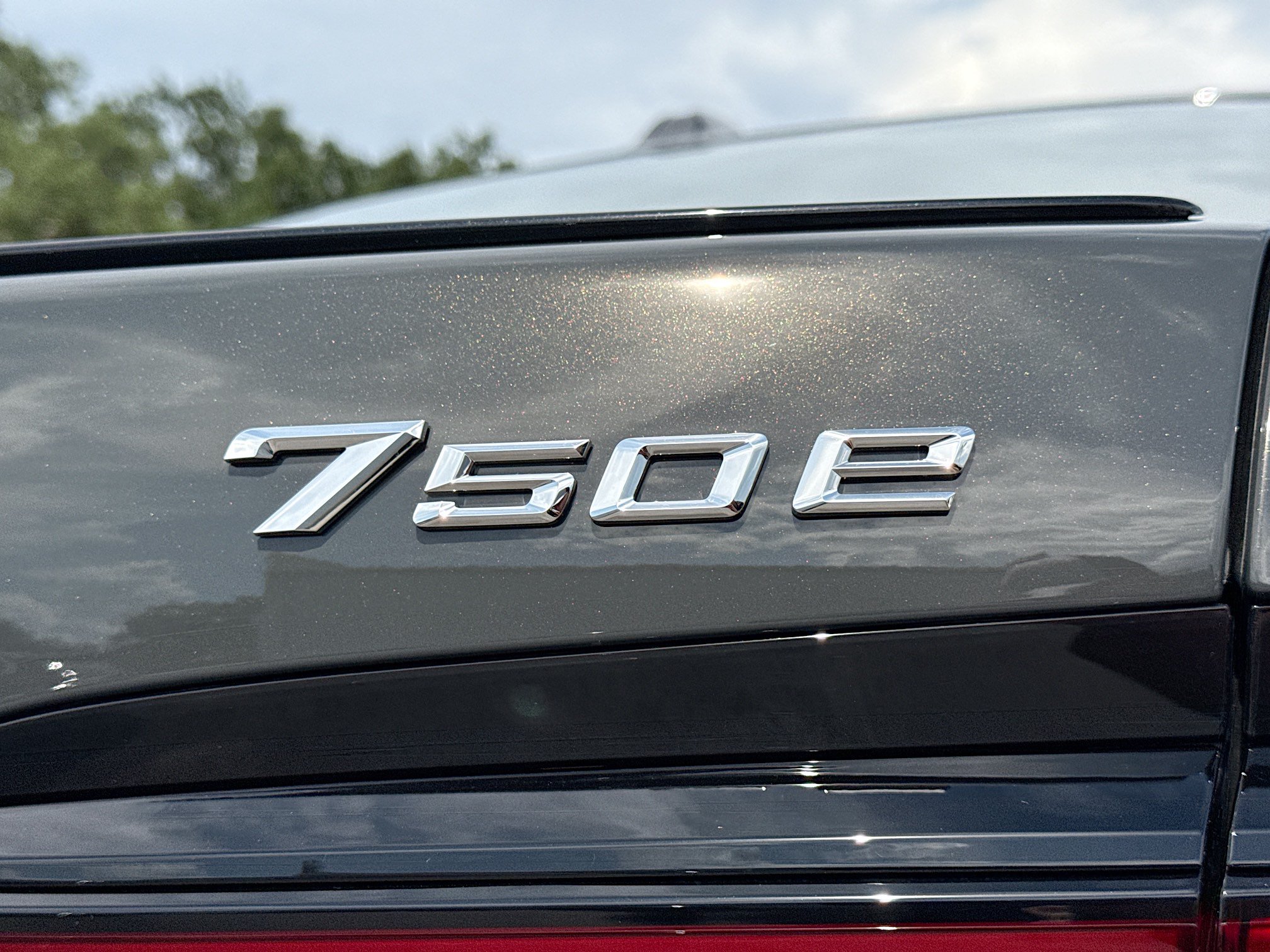 New 2026 BMW 750e xDrive AWD/4WD image 11