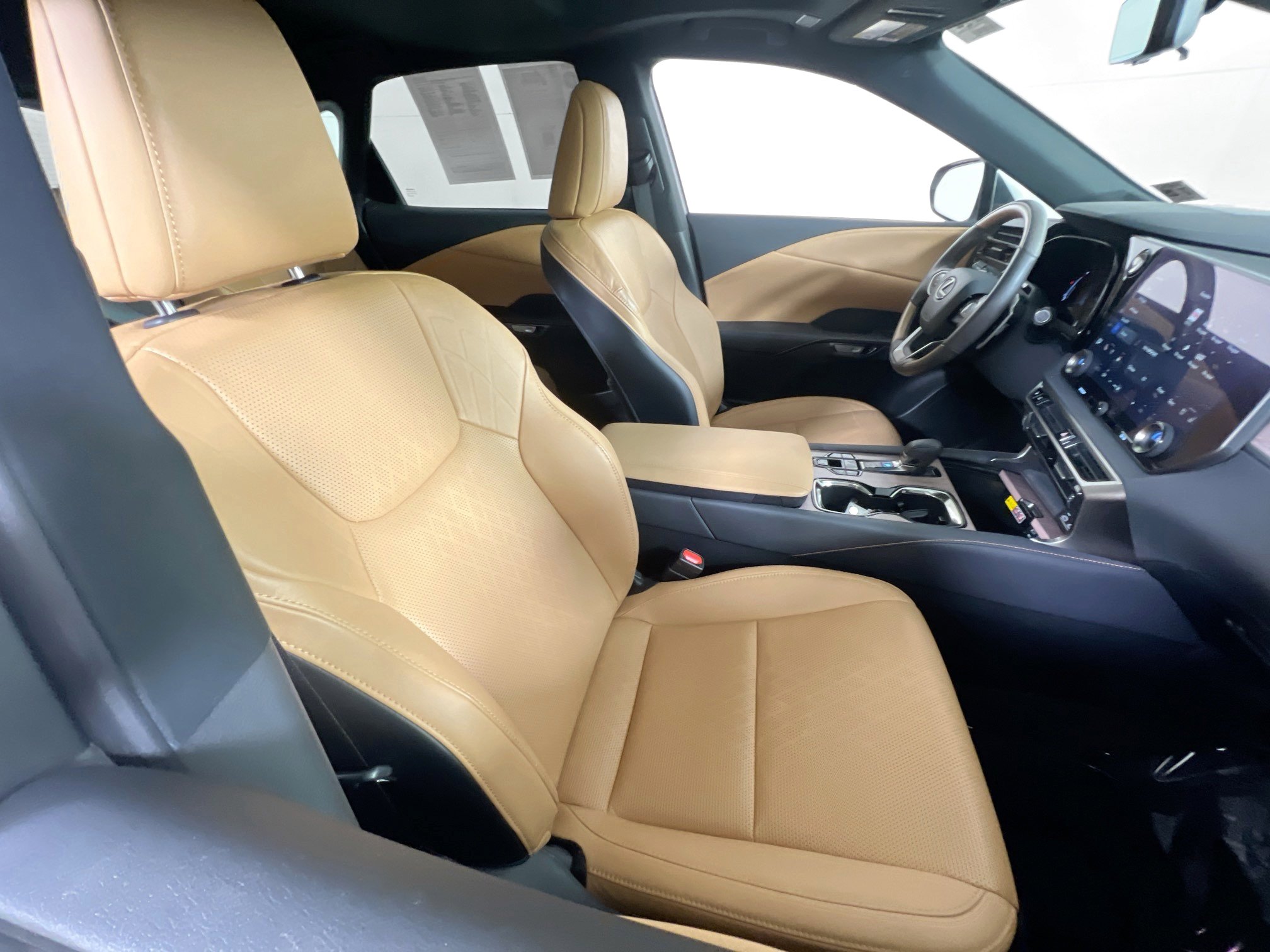 Used 2024 Lexus RX 350 Premium Plus image 27